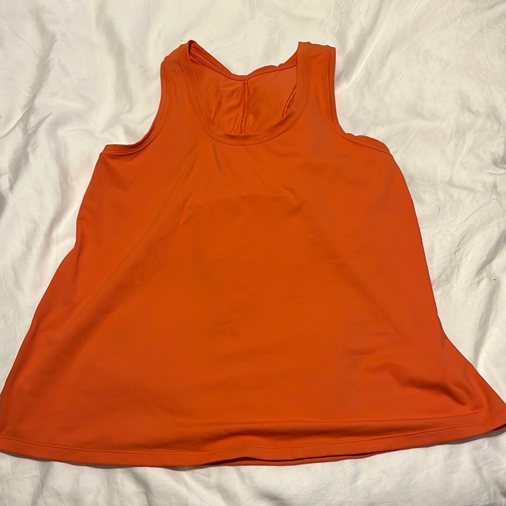 Lululemon size 4 athletic tank